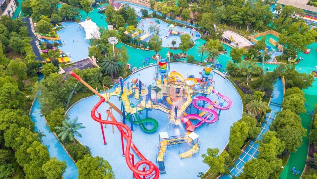 Paradise Forest Water World