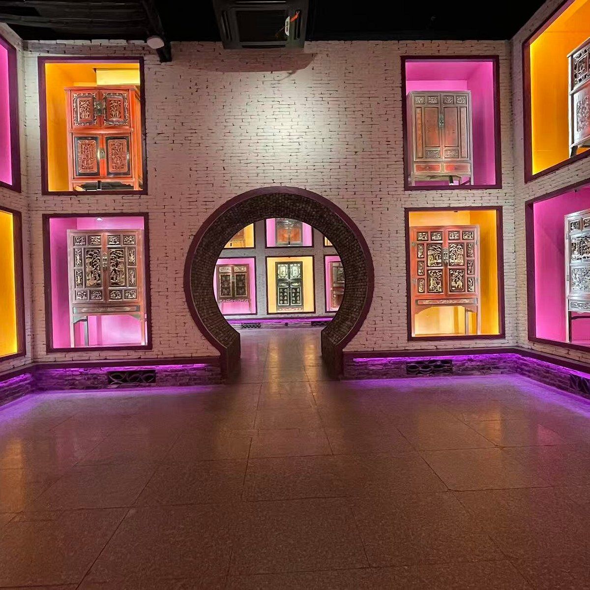 Six Arts Museum